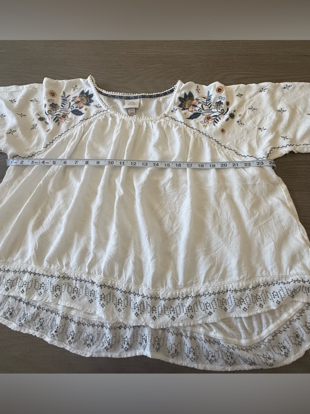 Knox Rose Embroidered Peasant Tunic Top - Picture 5 of 9
